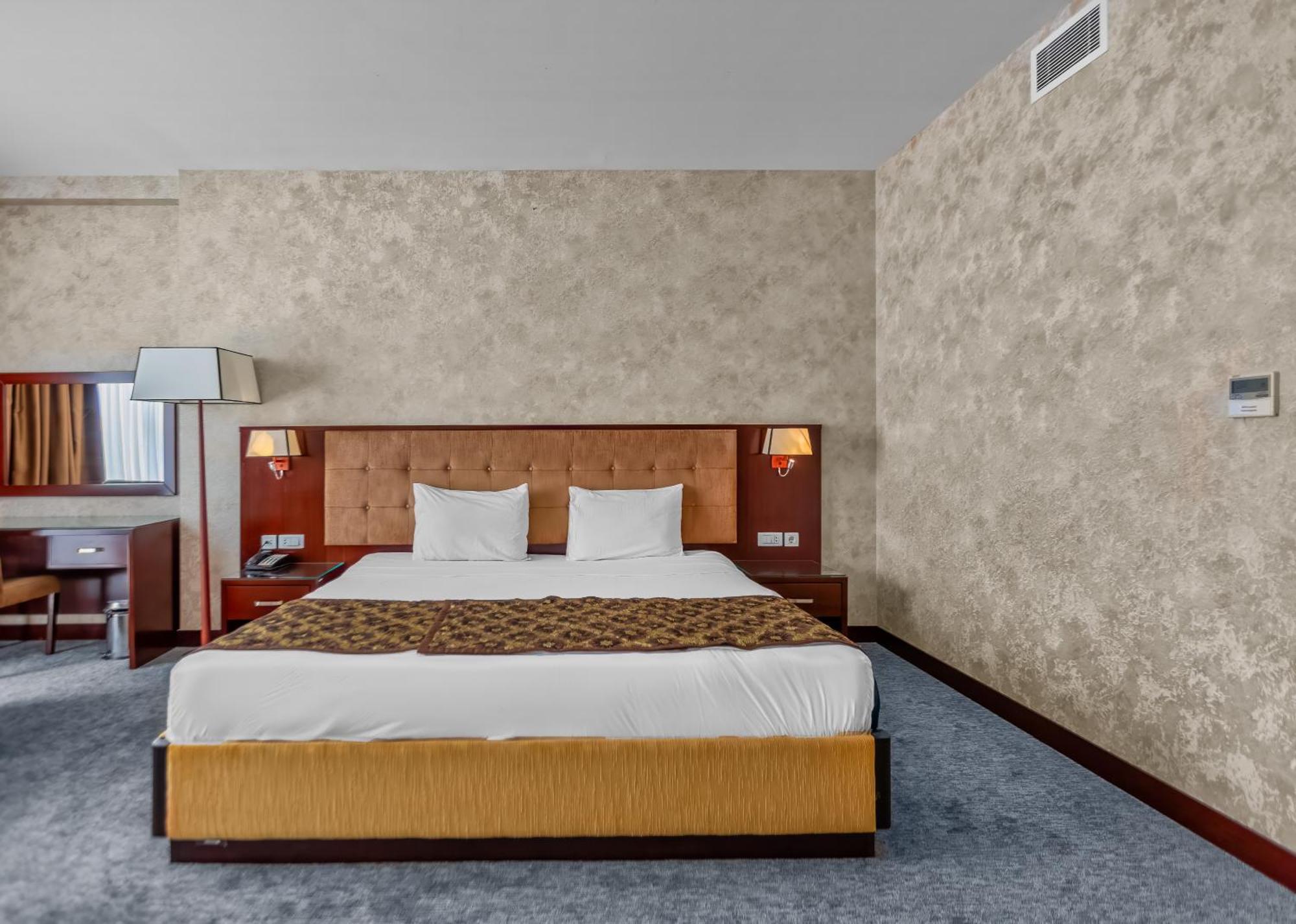 Harmony Hotel Baku Exterior photo